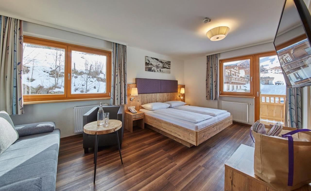 Johanneshof - Dein Mountain Wohlfuehlhotel ザールバッハ・ヒンターグレム エクステリア 写真