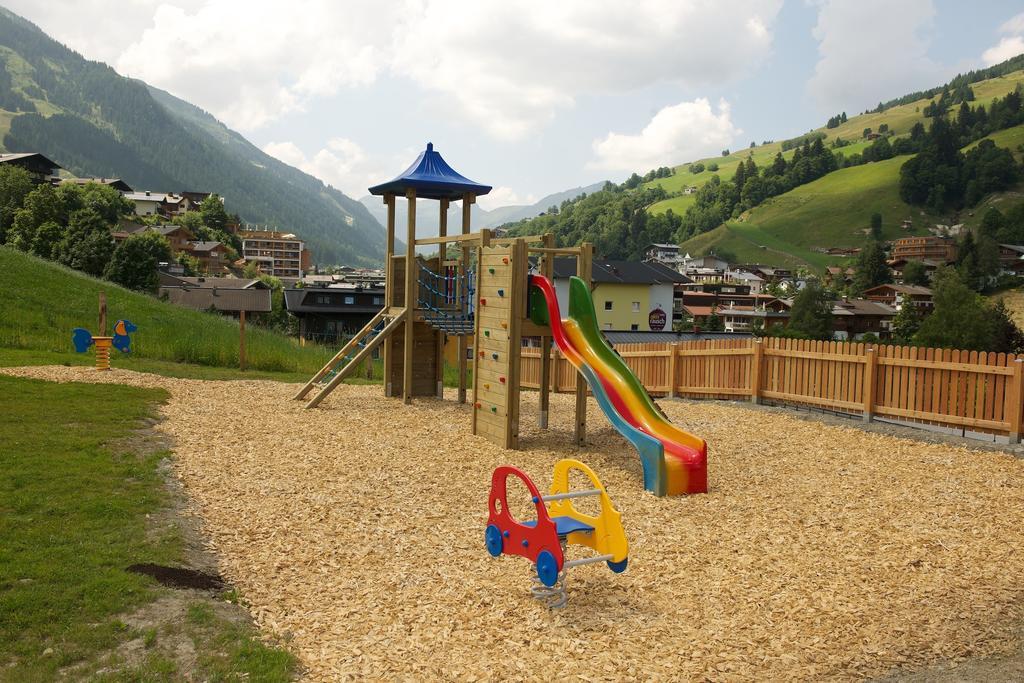 Johanneshof - Dein Mountain Wohlfuehlhotel ザールバッハ・ヒンターグレム エクステリア 写真