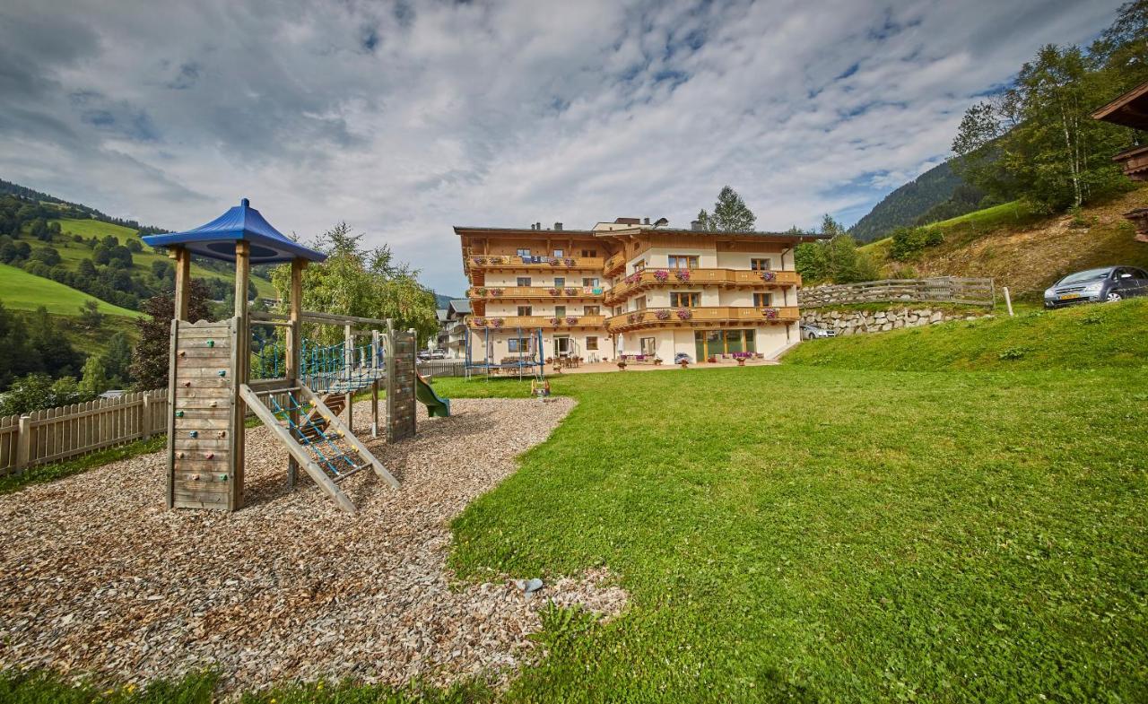 Johanneshof - Dein Mountain Wohlfuehlhotel ザールバッハ・ヒンターグレム エクステリア 写真