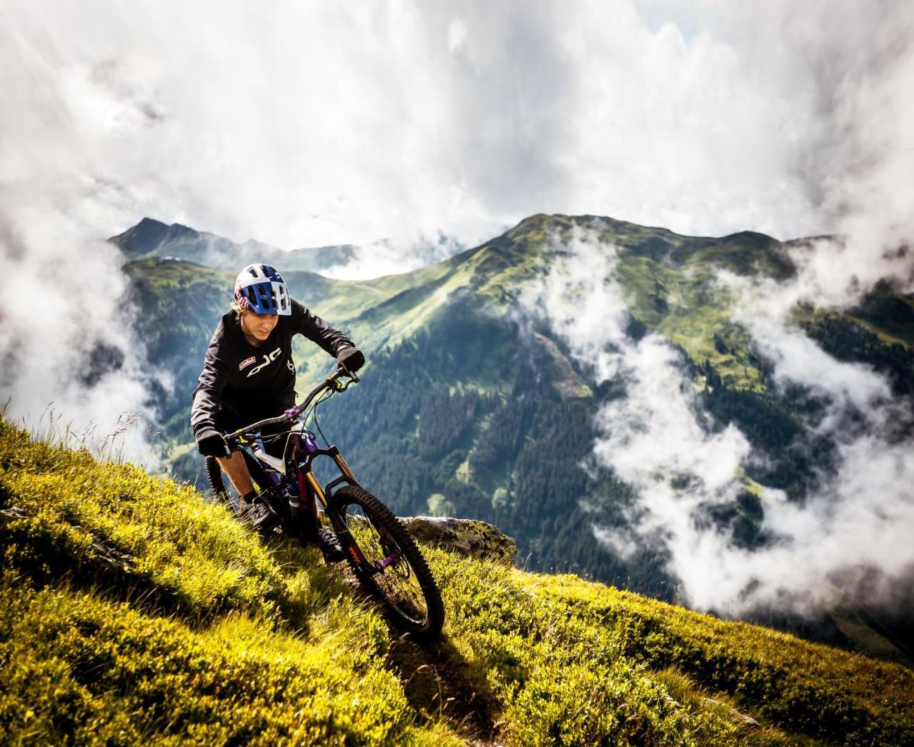 Johanneshof - Dein Mountain Wohlfuehlhotel ザールバッハ・ヒンターグレム エクステリア 写真